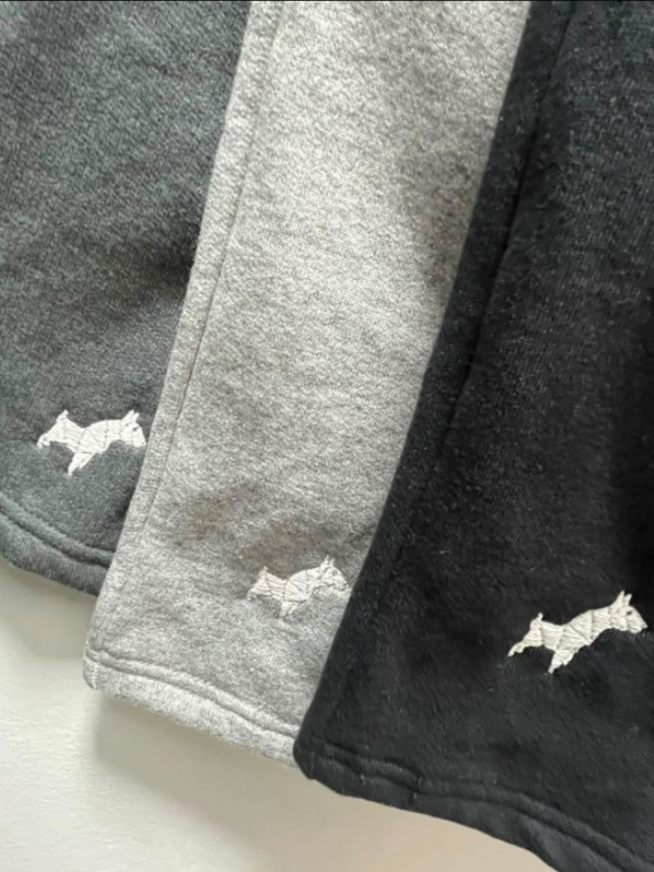 Shorts de Algodón con Bordado Minimalista